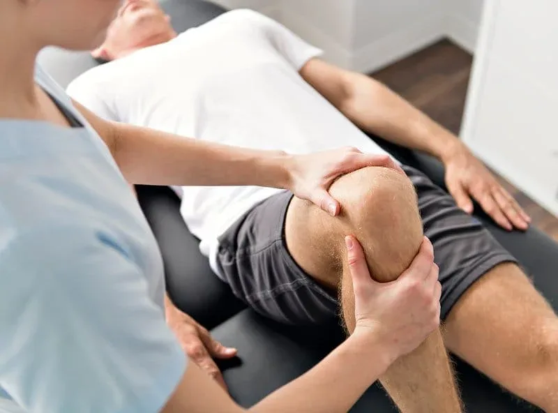 Knee Pain When Climbing Stairs: Causes and Treatment